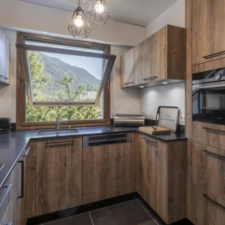 Makalu 2 - By Care Concierge